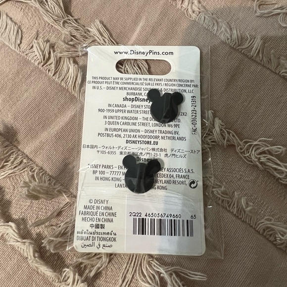 Disney Minnie Mouse Doctors Day pin 2022 - Picture 5 of 6